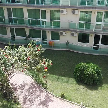 Privately Owned 3rd Floor - E306 - In The Clara